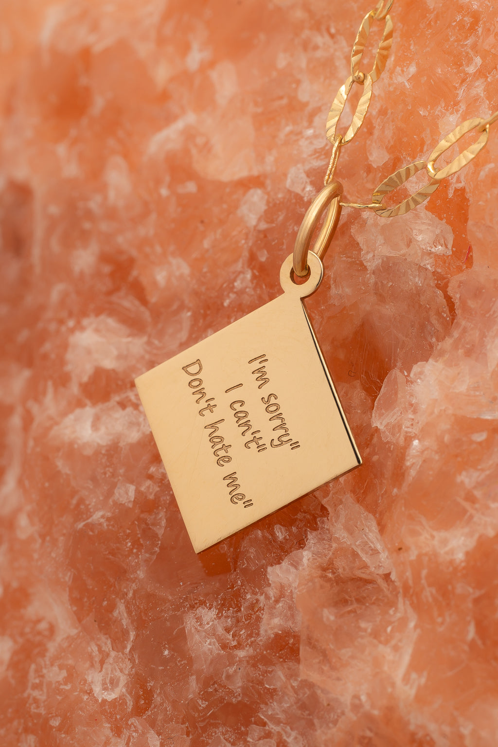 Kultowa zawieszka| I'm sorry, I can't..| 585