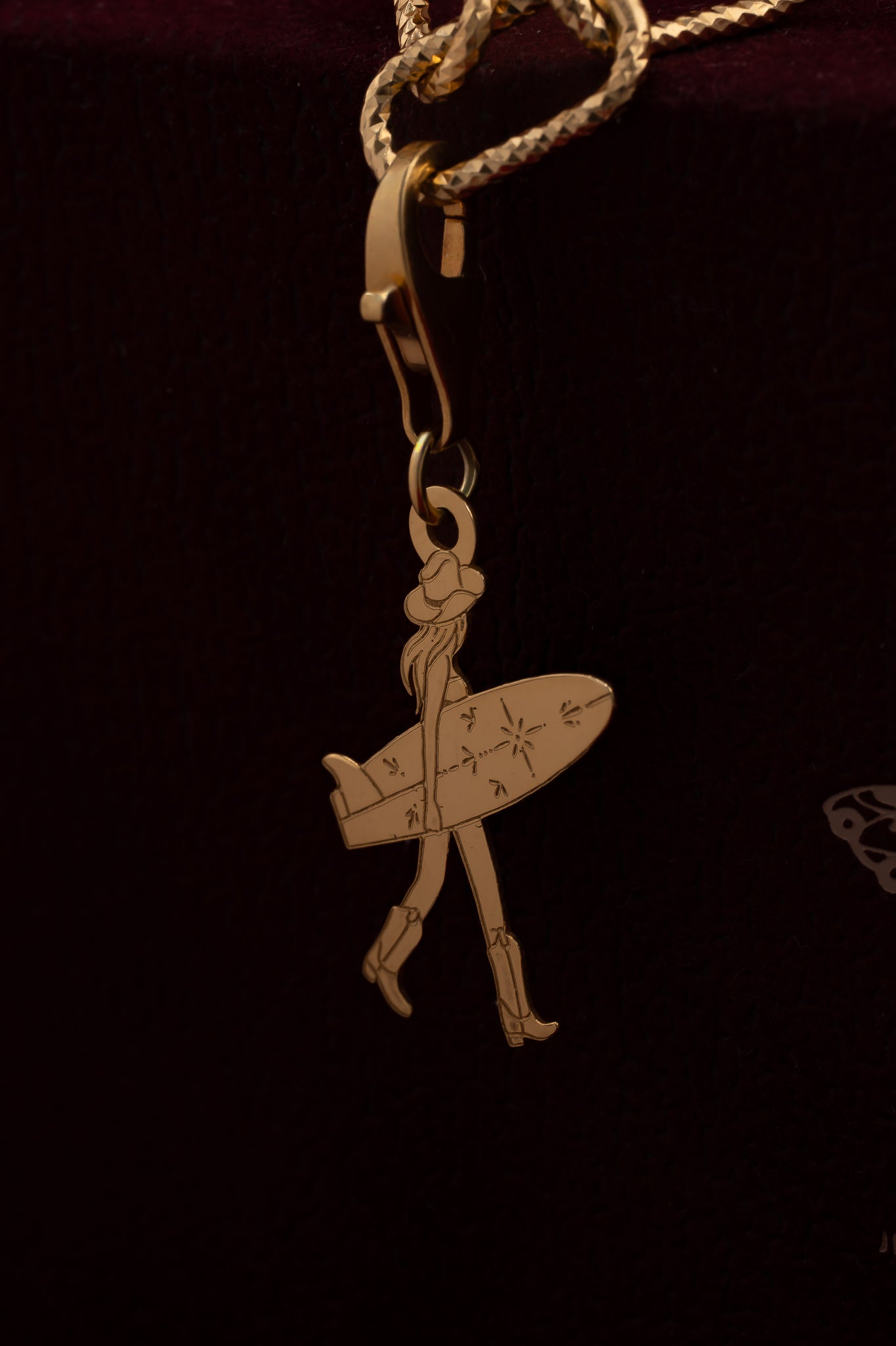 Surfer Girl Charms DUŻY Pozłacany 925| Zawieszka do bransoletki i naszyjnika